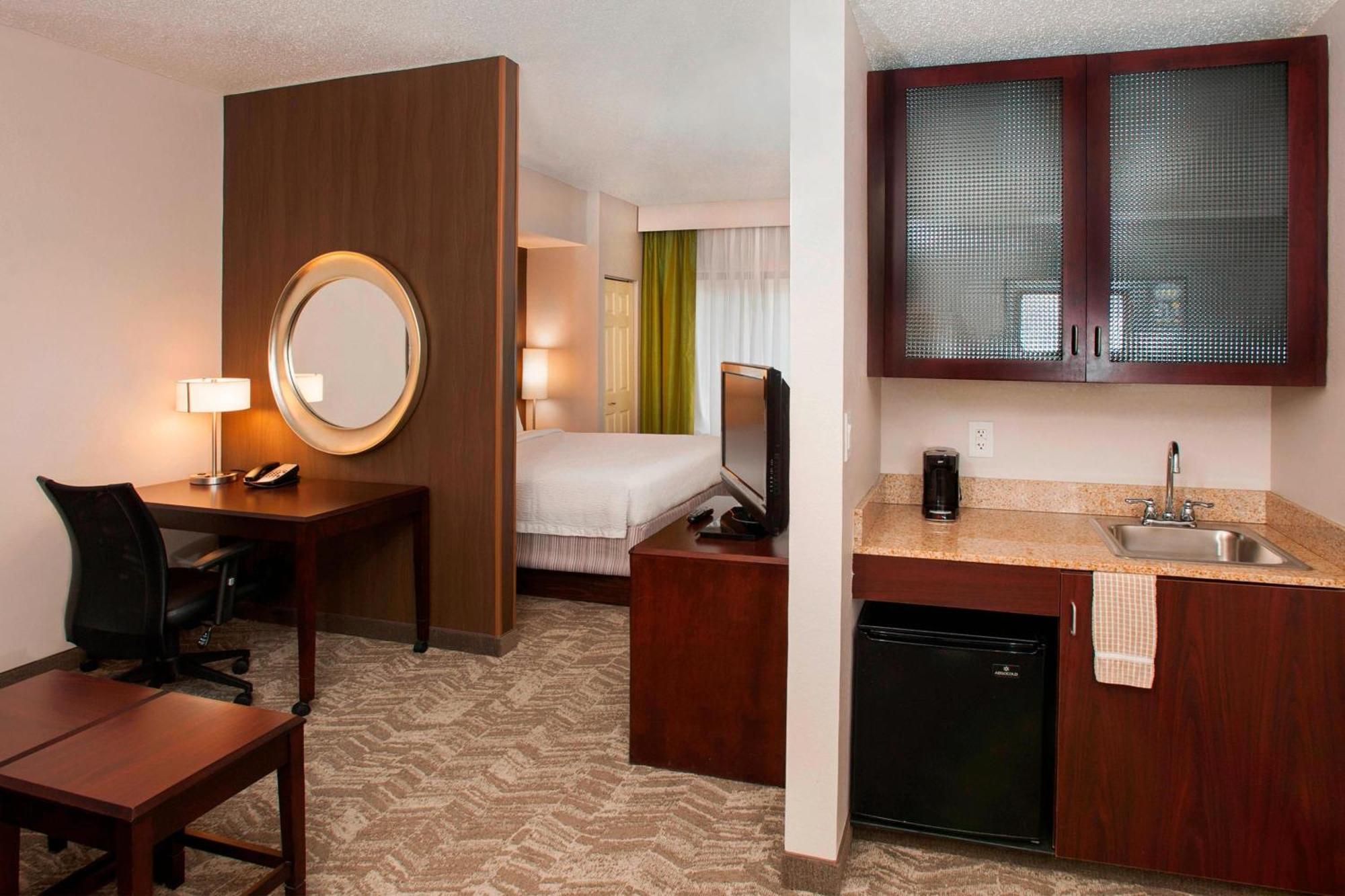 Springhill Suites Birmingham Colonnade Zewnętrze zdjęcie