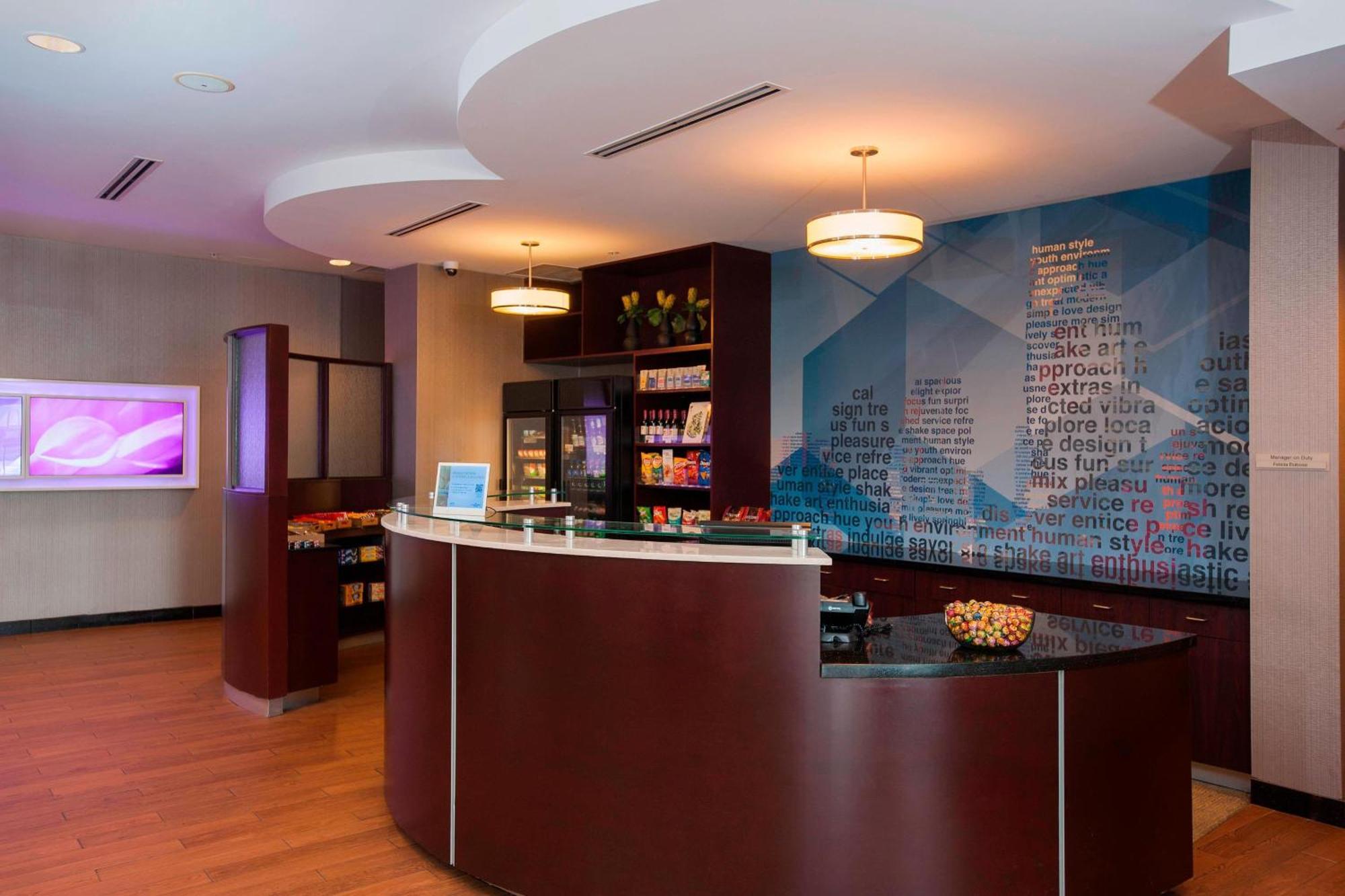 Springhill Suites Birmingham Colonnade Zewnętrze zdjęcie